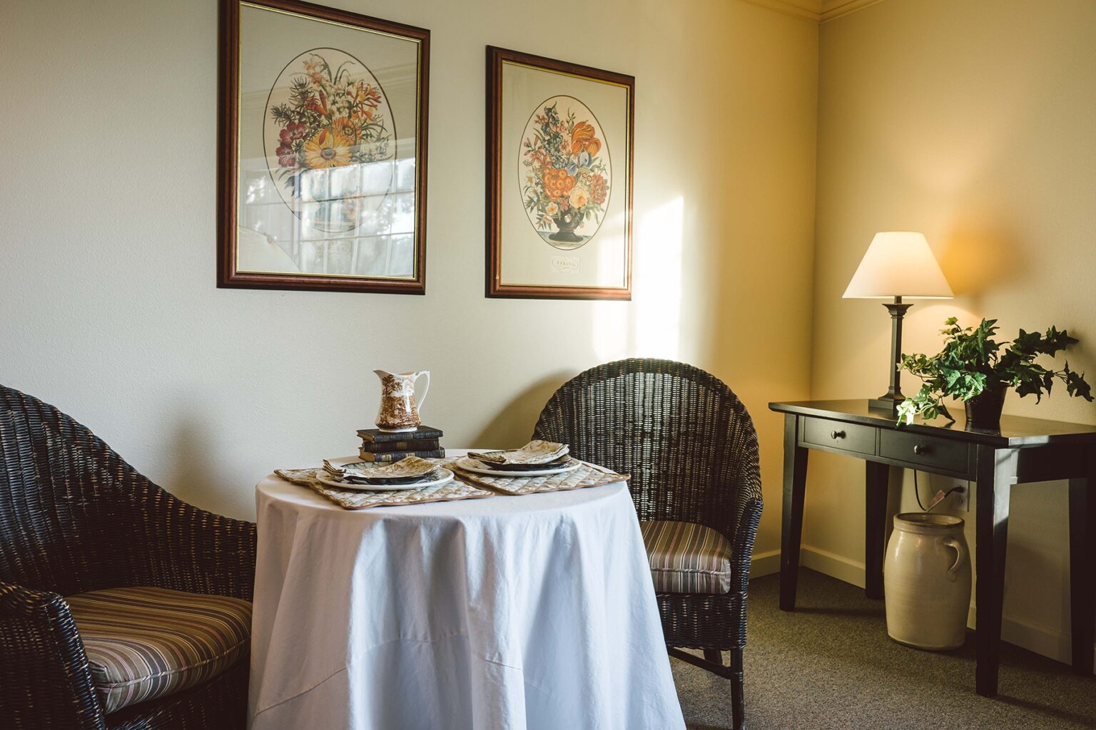 Explore Weatherly Inn Tacoma Senior Living Community